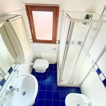 Apartment Casa Lucca 2 *